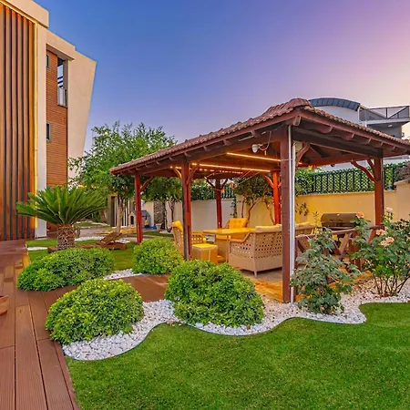 Near By The Land Of Legends , Luxury Spartacus *