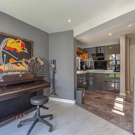 Near By The Land Of Legends , Luxury Spartacus