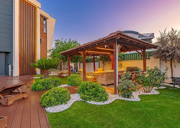 Near By The Land Of Legends , Luxury Spartacus *