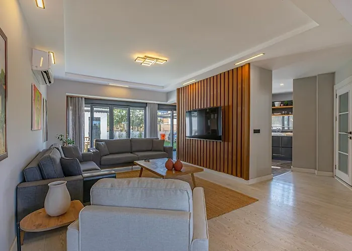 Vila Near By The Land Of Legends , Luxury Spartacus Belek