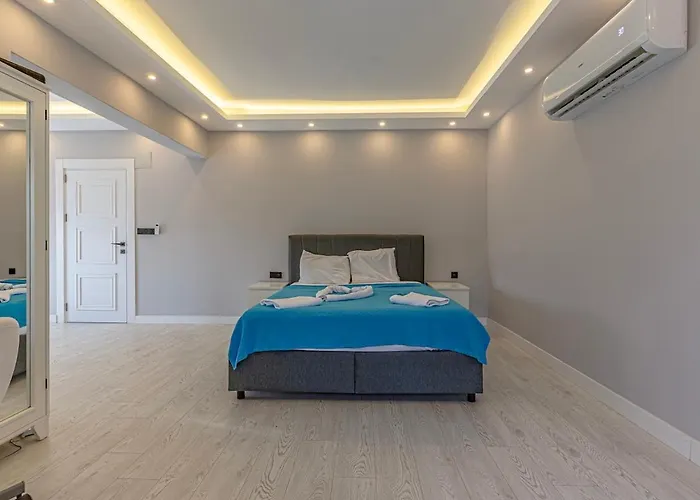 Near By The Land Of Legends , Luxury Spartacus 别墅 贝莱克