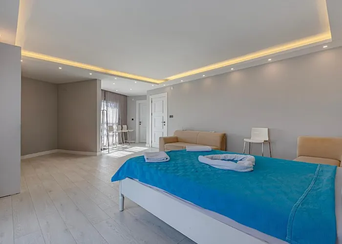 Near By The Land Of Legends , Luxury Spartacus *