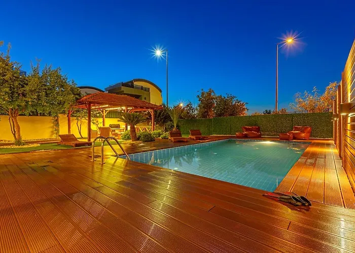 Villa Near By The Land Of Legends , Luxury Spartacus Belek