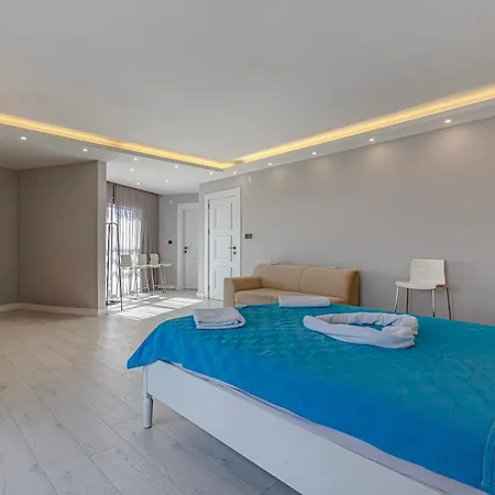 Near By The Land Of Legends , Luxury Spartacus *